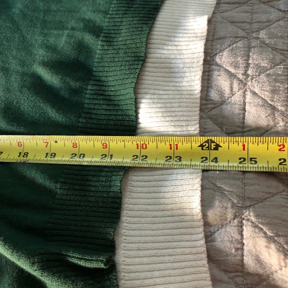 Color Block Sweater - Picture 7 of 7